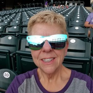 Meet your Posher, Tonjia